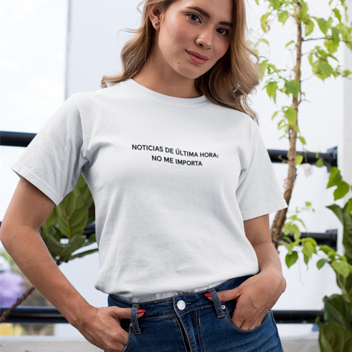 Bílé UNISEX tričko Noticias